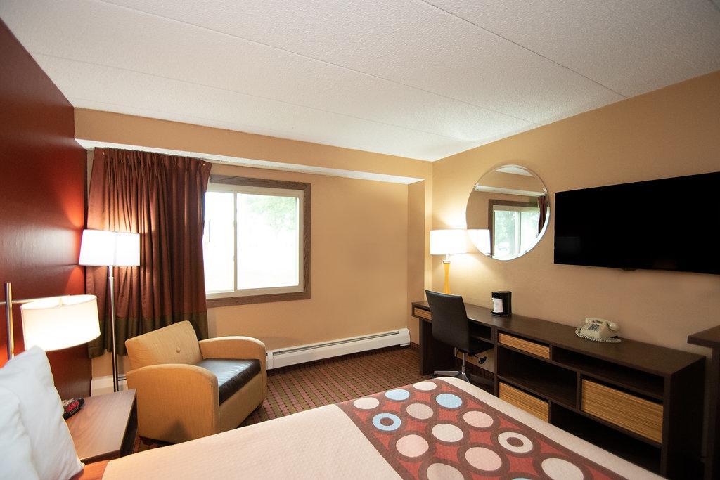 ซูเปอร์ 8 บาย วินด์แฮม บรูกลิน เซ็นเตอร์/มินนิอาโพลิส Hotel บรูคลิน เซ็นเตอร์ ภายนอก รูปภาพ
